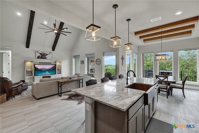 562 Toye Boulevard, Canyon Lake, TX 78133