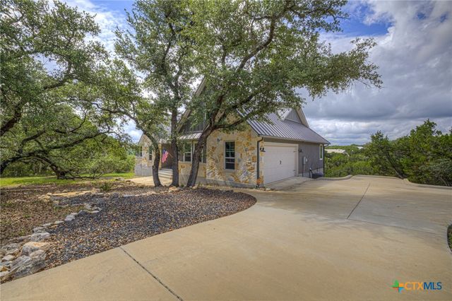 562 Toye Boulevard, Canyon Lake, TX 78133