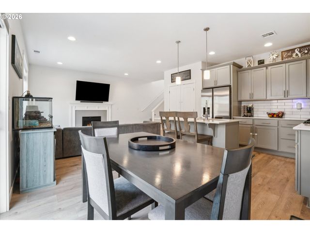 249 E BARBARAS Way, Newberg, OR 97132