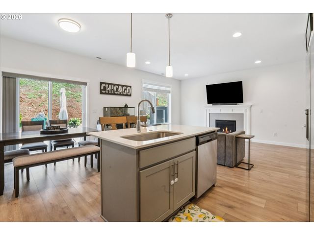 249 E BARBARAS Way, Newberg, OR 97132