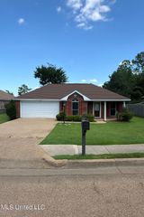 1017 Craig Circle, Ridgeland, MS 39157