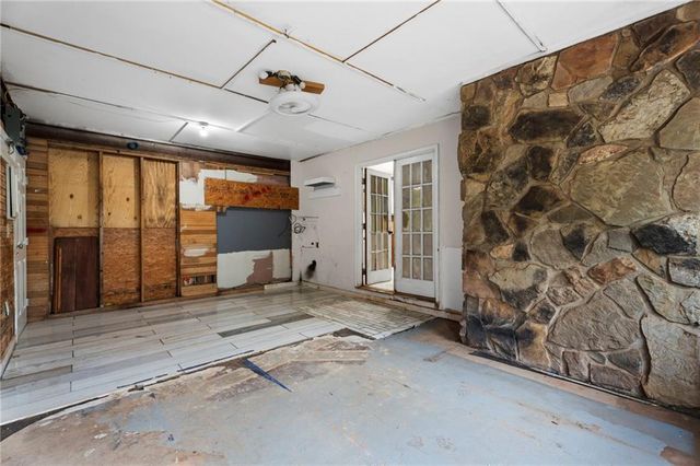 16 Mctier Circle NW, Cartersville, GA 30120