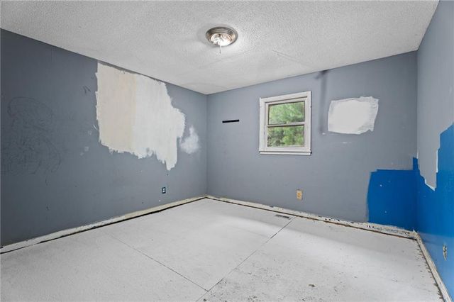 16 Mctier Circle NW, Cartersville, GA 30120