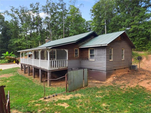 16 Mctier Circle NW, Cartersville, GA 30120