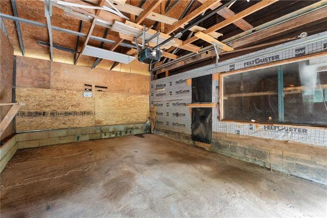 16 Mctier Circle NW, Cartersville, GA 30120