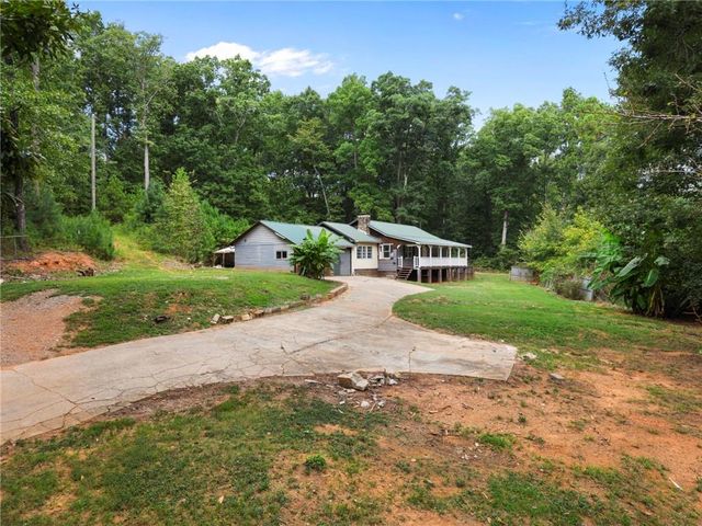 16 Mctier Circle NW, Cartersville, GA 30120