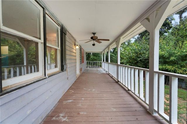 16 Mctier Circle NW, Cartersville, GA 30120