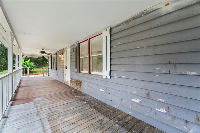 16 Mctier Circle NW, Cartersville, GA 30120