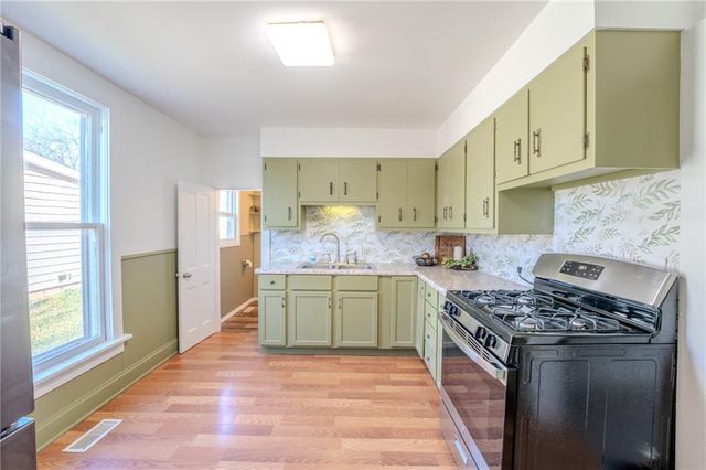 503 N 11th Street, Fredonia, KS 66736