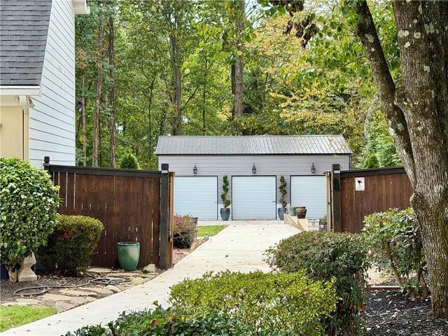 1110 ARYA Drive, Roswell, GA 30076