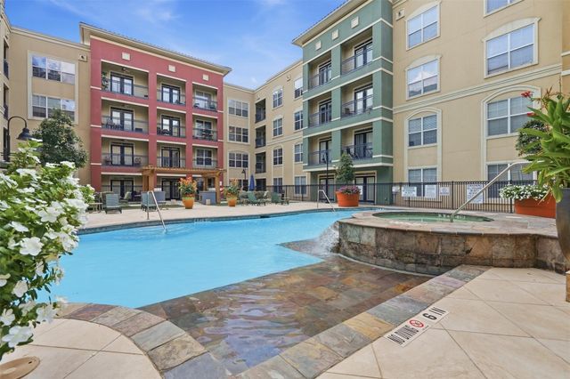 1711 Old Spanish Trail 221, Houston, TX 77054