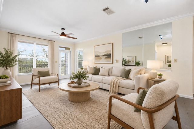1711 Old Spanish Trail 221, Houston, TX 77054
