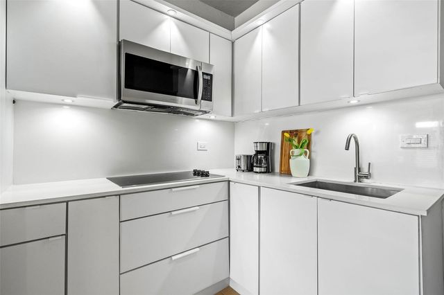 56 MARIA MOCZO 1, San Juan, PR 00911