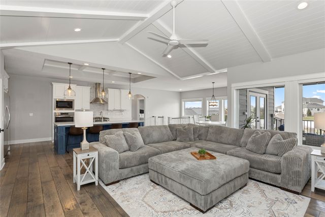 28887 Frost Lane, Adel, IA 50003