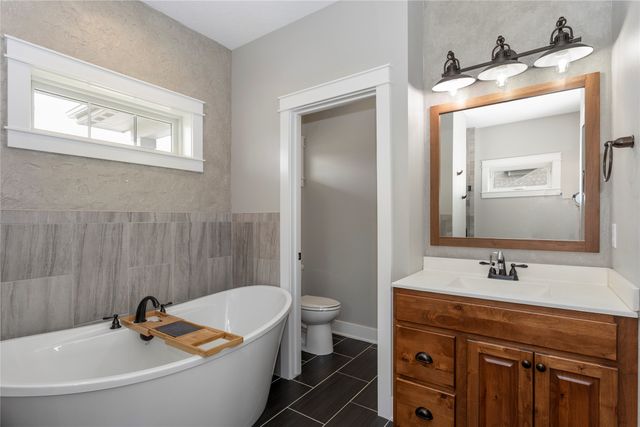 28887 Frost Lane, Adel, IA 50003