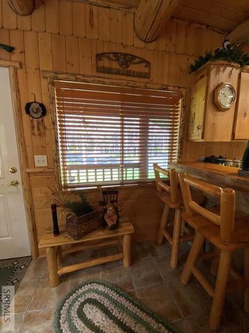 4070 Southgate, Island Park, ID 83429