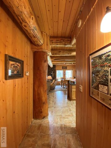 4070 Southgate, Island Park, ID 83429