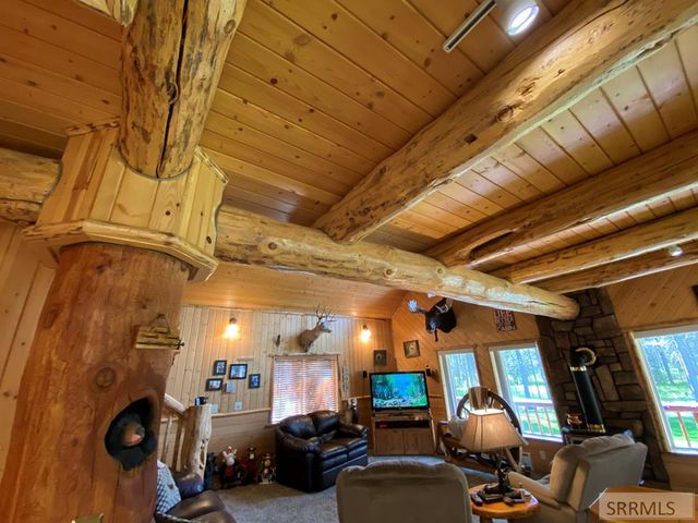 4070 Southgate, Island Park, ID 83429