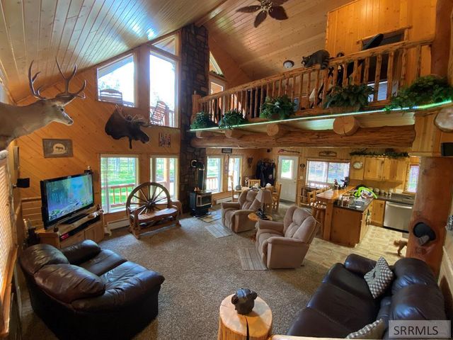 4070 Southgate, Island Park, ID 83429