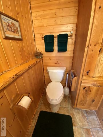 4070 Southgate, Island Park, ID 83429