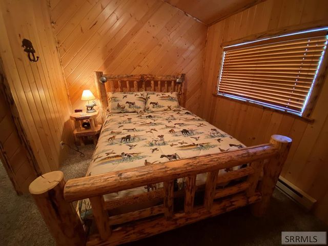 4070 Southgate, Island Park, ID 83429