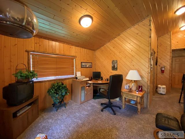 4070 Southgate, Island Park, ID 83429