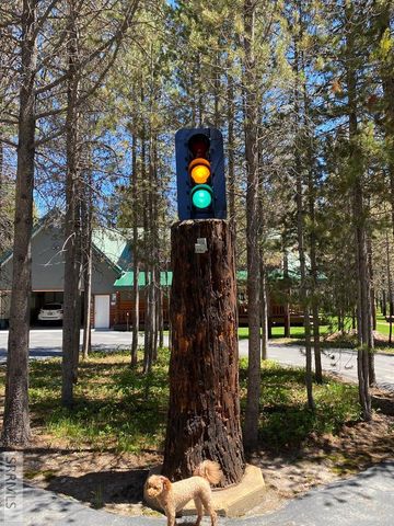 4070 Southgate, Island Park, ID 83429