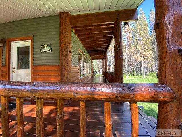 4070 Southgate, Island Park, ID 83429