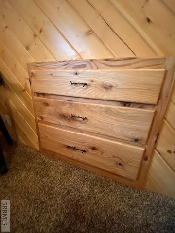 4070 Southgate, Island Park, ID 83429