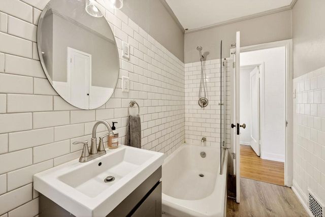 514 W Lakeside Street, Madison, WI 53703