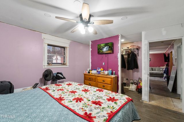 2002 Ivanhoe Road, Morristown, TN 37814