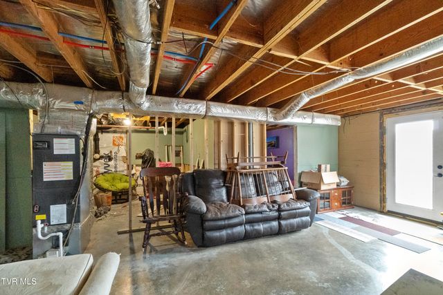 2002 Ivanhoe Road, Morristown, TN 37814