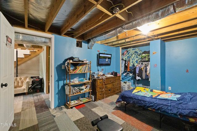 2002 Ivanhoe Road, Morristown, TN 37814