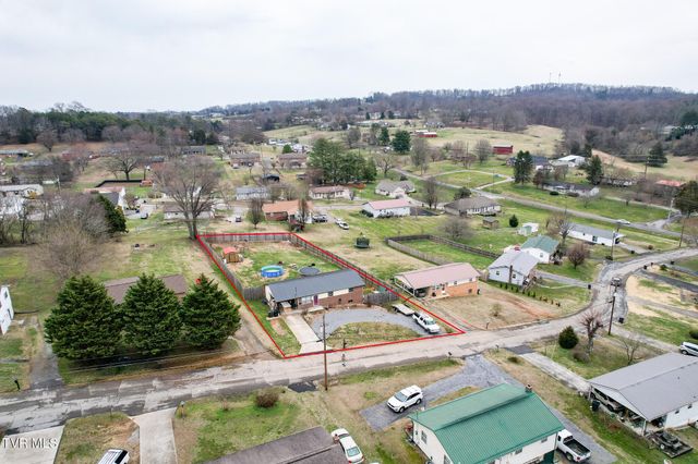 2002 Ivanhoe Road, Morristown, TN 37814