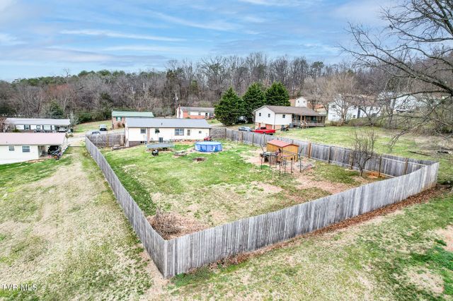 2002 Ivanhoe Road, Morristown, TN 37814