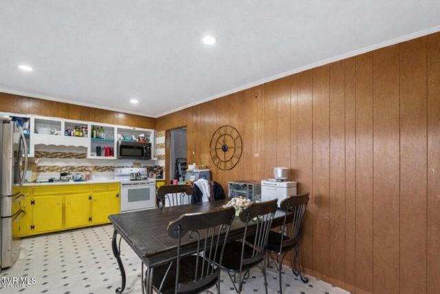 2002 Ivanhoe Road, Morristown, TN 37814