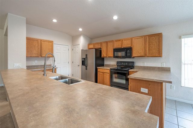 5700 SW 45 STREET, Ocala, FL 34474