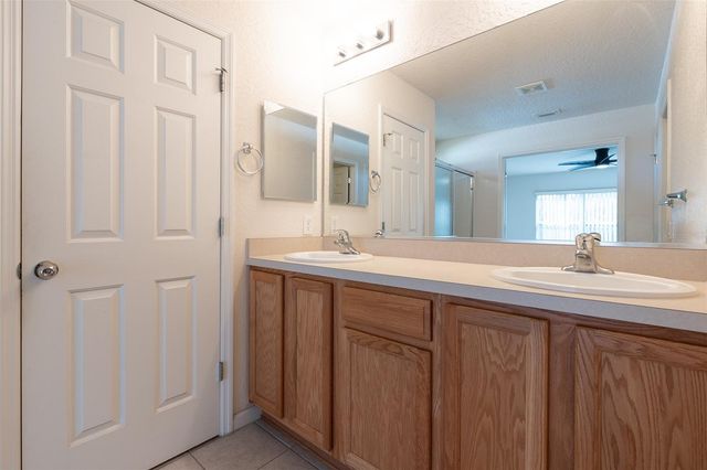 5700 SW 45 STREET, Ocala, FL 34474