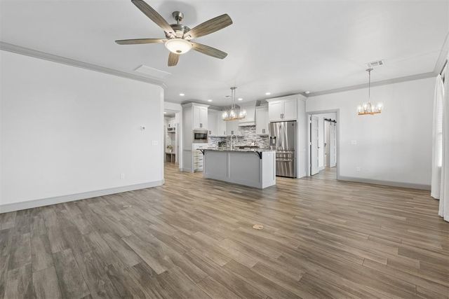 2409 Fallview Drive, Edmond, OK 73034