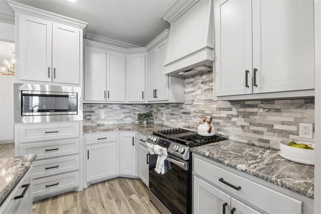 2409 Fallview Drive, Edmond, OK 73034