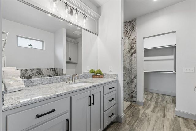 2409 Fallview Drive, Edmond, OK 73034