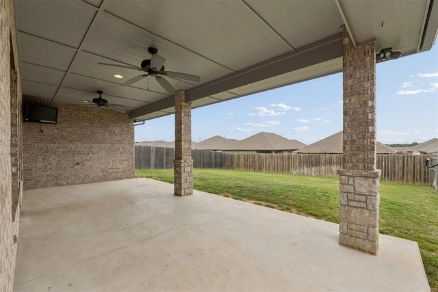 2409 Fallview Drive, Edmond, OK 73034