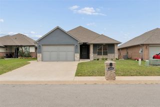 2409 Fallview Drive, Edmond, OK 73034
