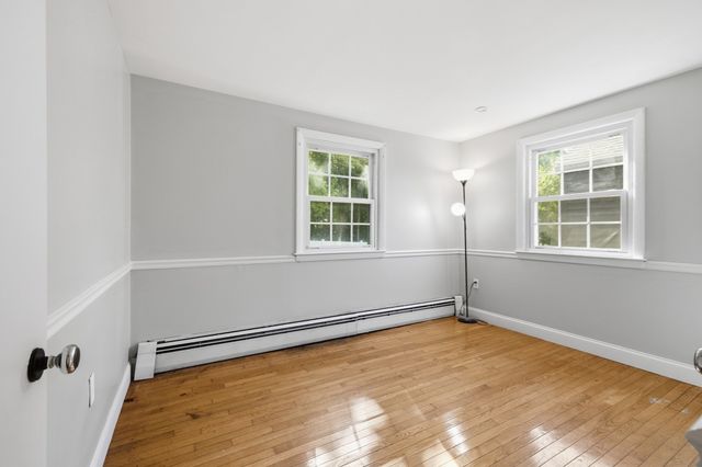 65 Bay State Cir, Abington, MA 02351