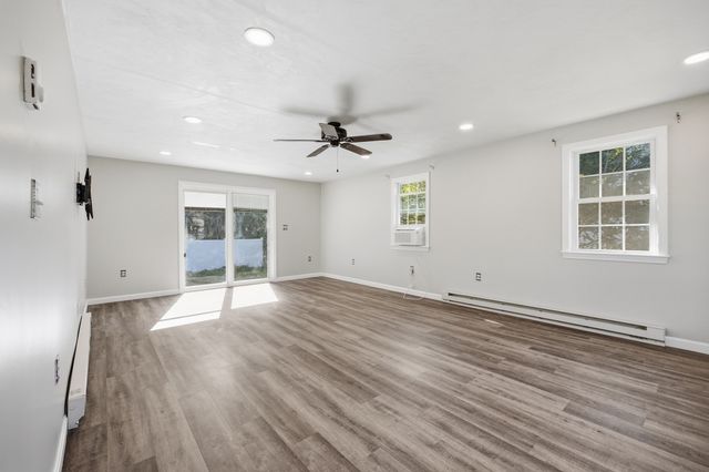 65 Bay State Cir, Abington, MA 02351
