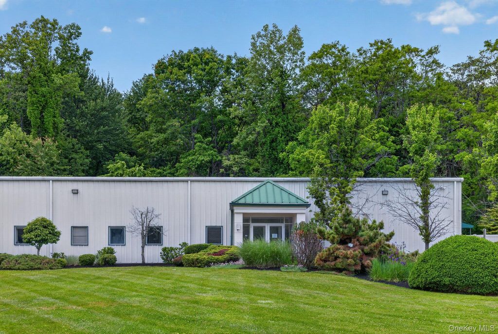 87 Taft Avenue, Newburgh, NY 12550 — photo 3