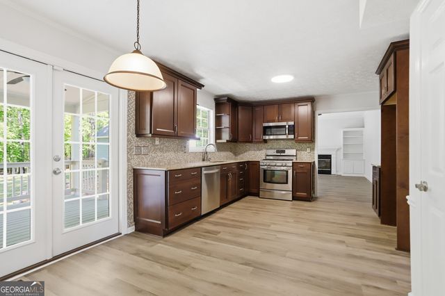 3861 Brittan Glade Trail, Snellville, GA 30039