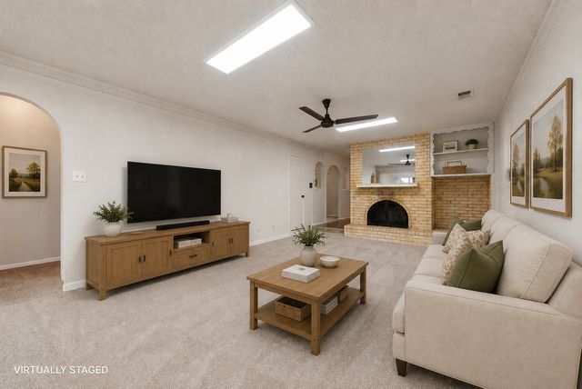 412 Twin Creek Drive, Hurst, TX 76053