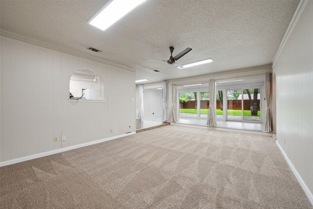 412 Twin Creek Drive, Hurst, TX 76053