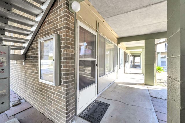 210 Pelham Road 119B, Fort Walton Beach, FL 32548